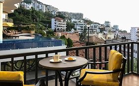 Pinnacle Resorts 179 - Adults Only